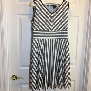 Gabby Skye White & Black Lace Dress 12